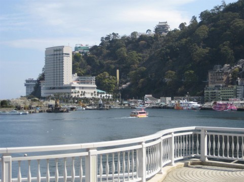在住18年、静岡県熱海市の住みやすさと住みづらさを紹介